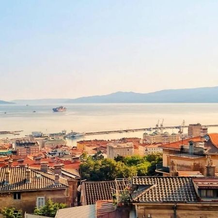 Apartment Lori - Beautiful View غييكا المظهر الخارجي الصورة