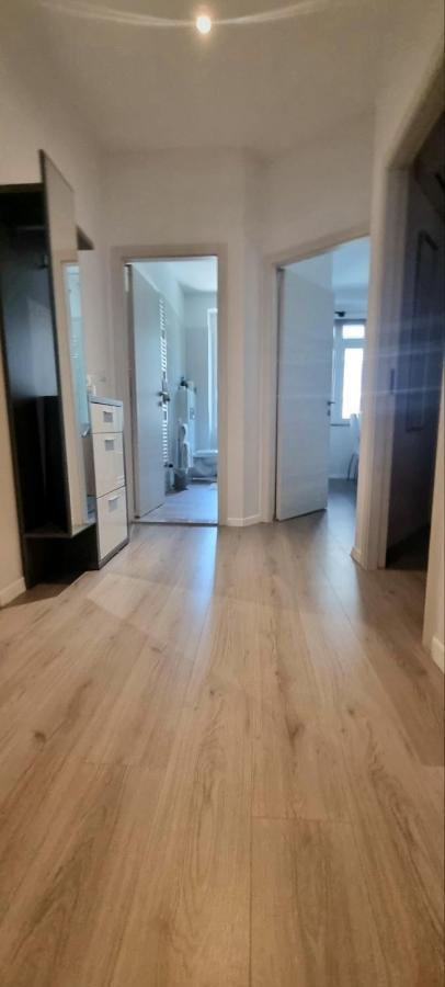 Apartment Lori - Beautiful View غييكا المظهر الخارجي الصورة