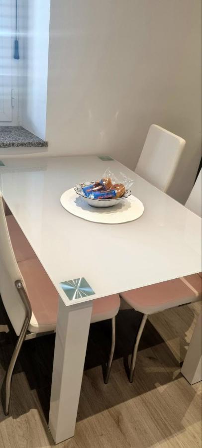 Apartment Lori - Beautiful View غييكا المظهر الخارجي الصورة