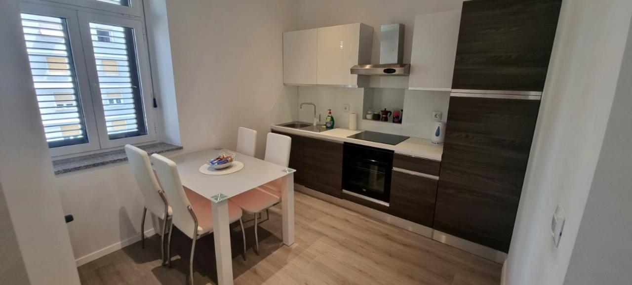Apartment Lori - Beautiful View غييكا المظهر الخارجي الصورة